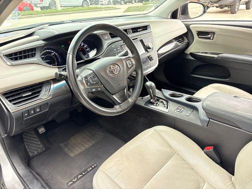 2015 Toyota Avalon Hybrid XLE Touring