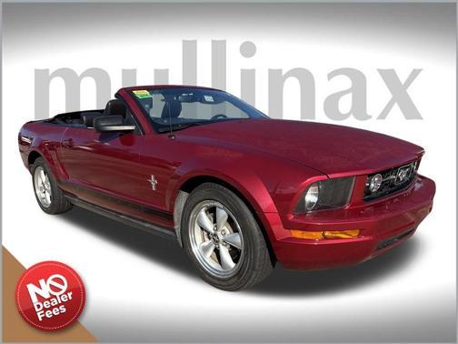 2007 Ford Mustang Deluxe