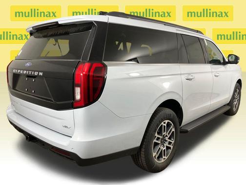 Space Silver Metallic 2026 Ford Expedition Max Active 4x2