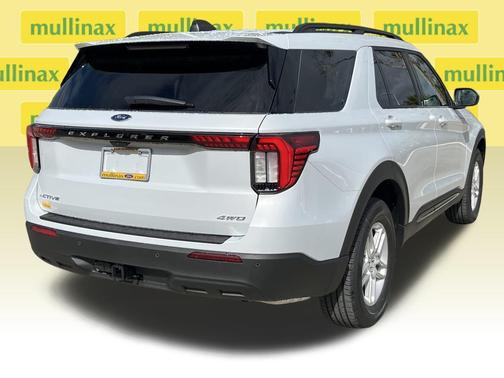 2026 Ford Explorer Active w/200A Pkg