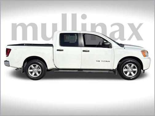 2015 Nissan Titan S