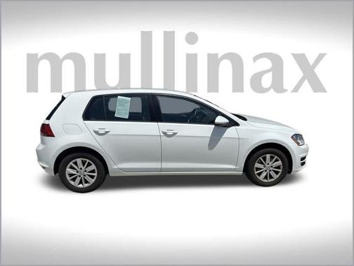 2016 Volkswagen Golf TSI S 4-Door