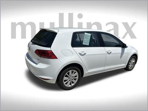 2016 Volkswagen Golf TSI S 4-Door