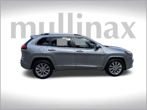 2017 Jeep Cherokee Overland