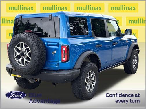 Velocity Blue Metallic 2025 Ford Bronco Badlands