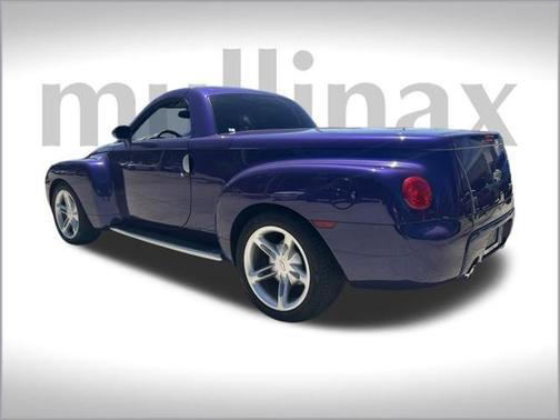 2004 Chevrolet SSR Base