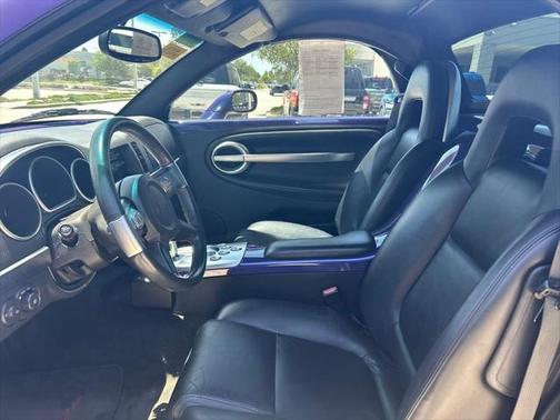 2004 Chevrolet SSR Base