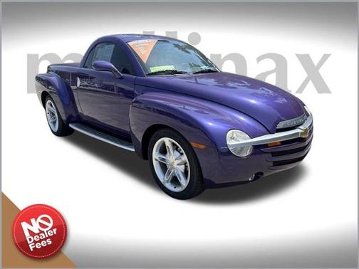 2004 Chevrolet SSR Base