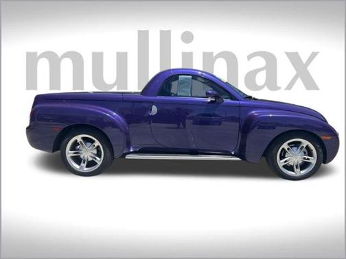 2004 Chevrolet SSR Base