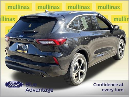 2023 Ford Escape ST-Line Elite