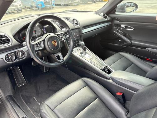 2017 Porsche 718 Cayman S