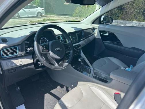 2018 Kia Niro Touring