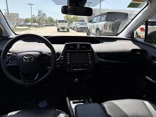2021 Toyota Prius L