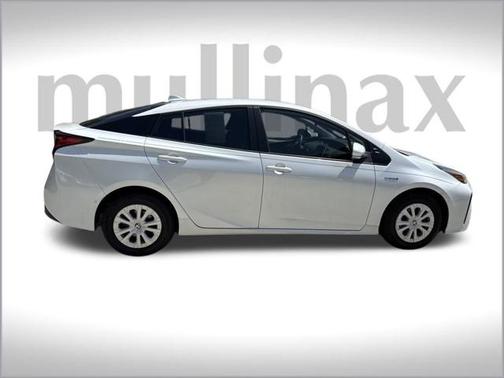 2021 Toyota Prius L
