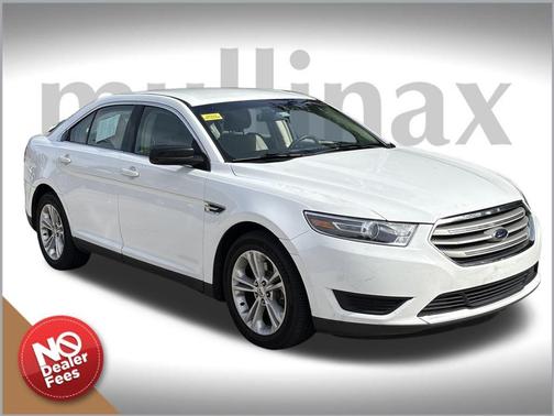 2017 Ford Taurus SE