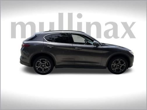 2018 Alfa Romeo Stelvio Base