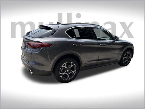 2018 Alfa Romeo Stelvio Base