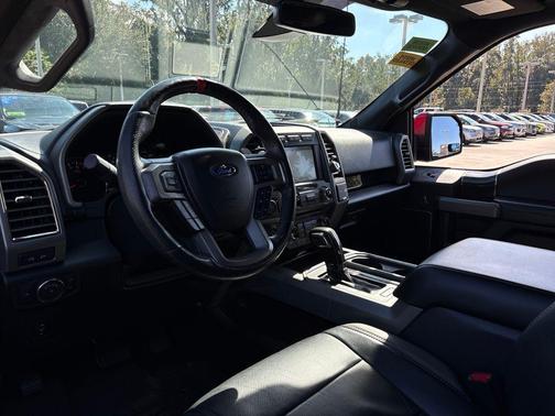 2017 Ford F-150 Raptor