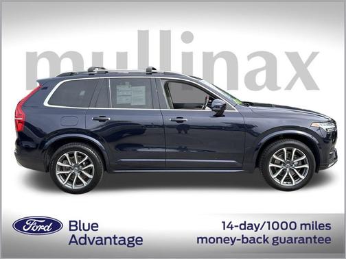 2019 Volvo XC90 T6 Momentum