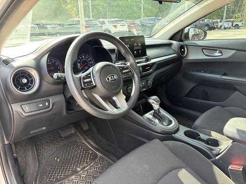 Clear White 2021 Kia Forte FE