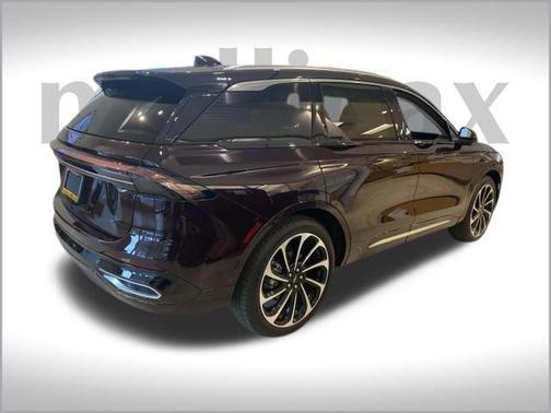 2024 Lincoln Nautilus Black Label