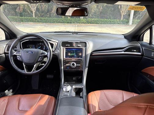 2019 Ford Fusion Hybrid Titanium