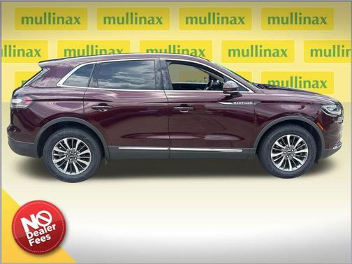 Burgundy Velvet Metallic Tinted Clearcoat 2023 Lincoln Nautilus Standard