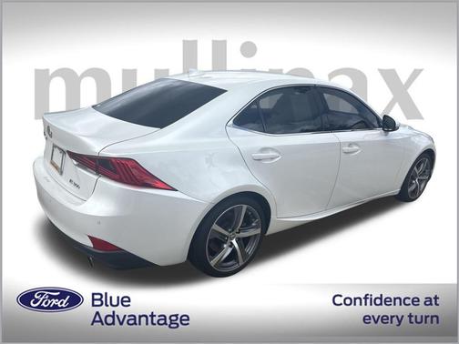 2018 Lexus IS 300 Base