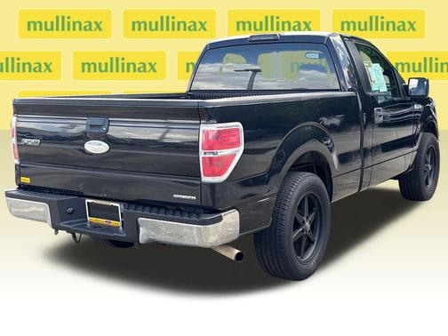 Tuxedo Black Metallic 2011 Ford F-150 XL