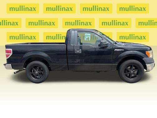 Tuxedo Black Metallic 2011 Ford F-150 XL