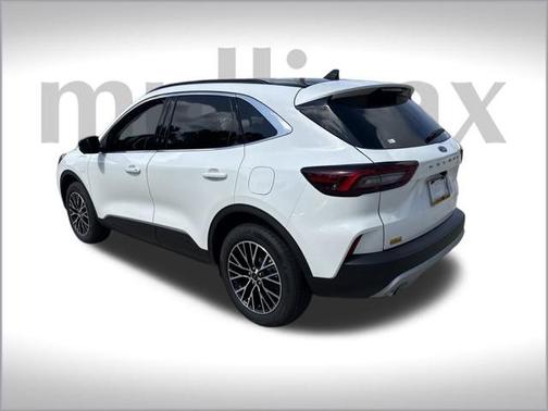 2025 Ford Escape SE