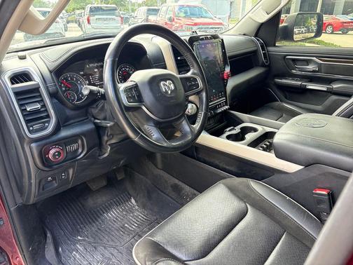Delmonico Red Pearlcoat 2022 RAM 1500 Laramie