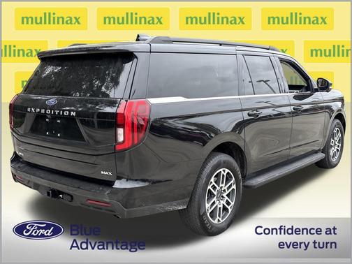 2025 Ford Expedition Max Active 4x2