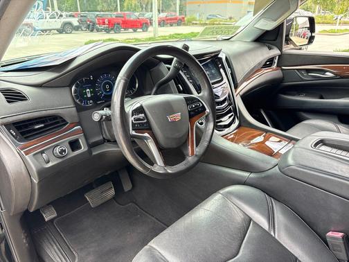 Black Raven 2018 Cadillac Escalade Base