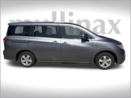 2016 Nissan Quest SV