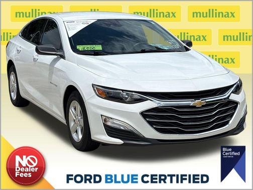 Summit White 2023 Chevrolet Malibu 1LS