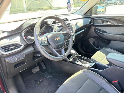 2022 Chevrolet Trailblazer LS