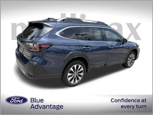 2023 Subaru Outback Touring