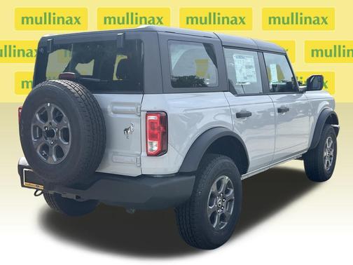 Avalanche Gray 2026 Ford Bronco Base