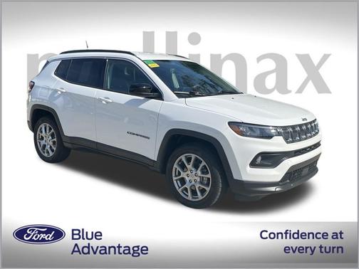 2022 Jeep Compass Latitude Lux