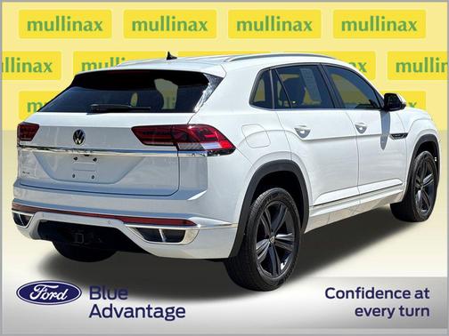 Pure White 2021 Volkswagen Atlas Cross Sport 3.6L V6 SE w/Technology R-Line