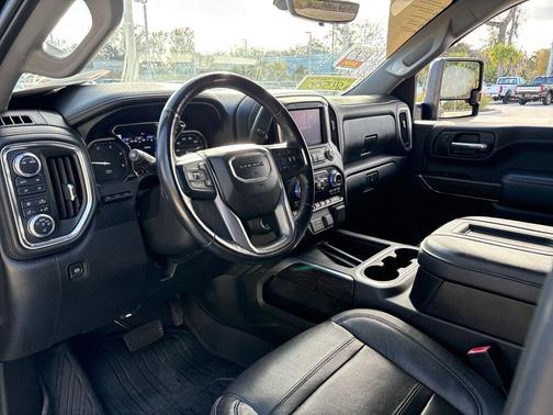 2020 GMC Sierra 2500 Denali