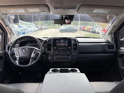 2021 Nissan Titan S