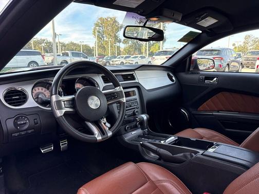 2012 Ford Mustang V6 Premium