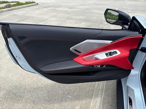 2023 Chevrolet Corvette Stingray w/2LT