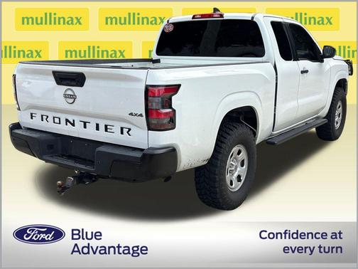 Glacier White 2022 Nissan Frontier S