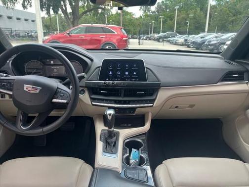2022 Cadillac CT4 Luxury