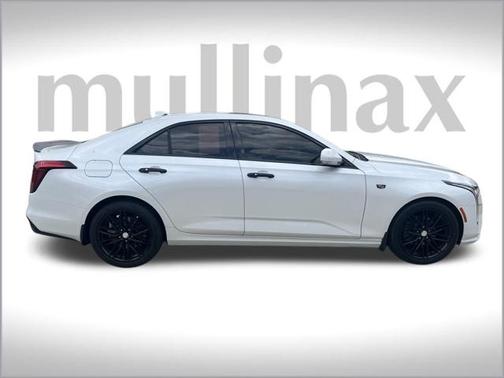 2022 Cadillac CT4 Luxury