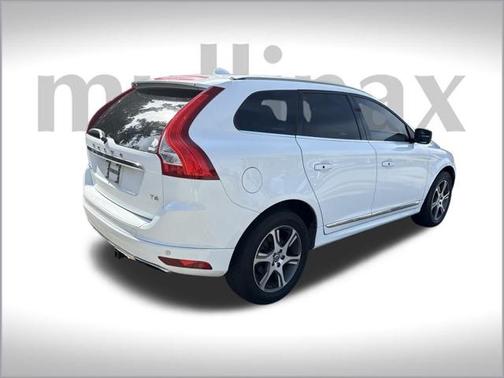 2015 Volvo XC60 T6 Platinum