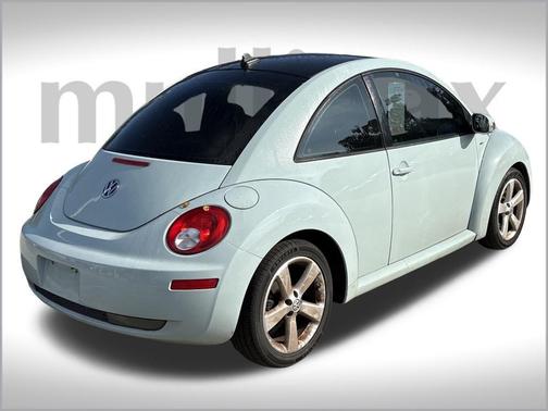 2010 Volkswagen New Beetle 2.5L